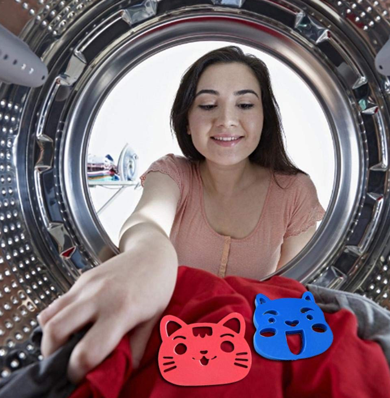 Laundry hair catcher in washing machine